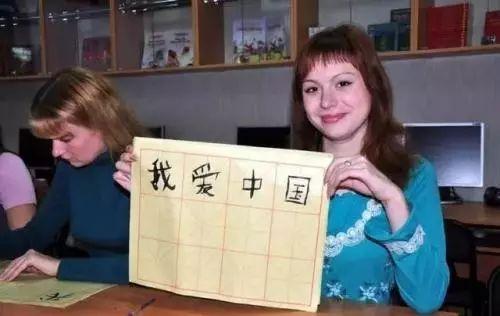 牛津詞典最新更新，探索語言新領(lǐng)域的里程碑