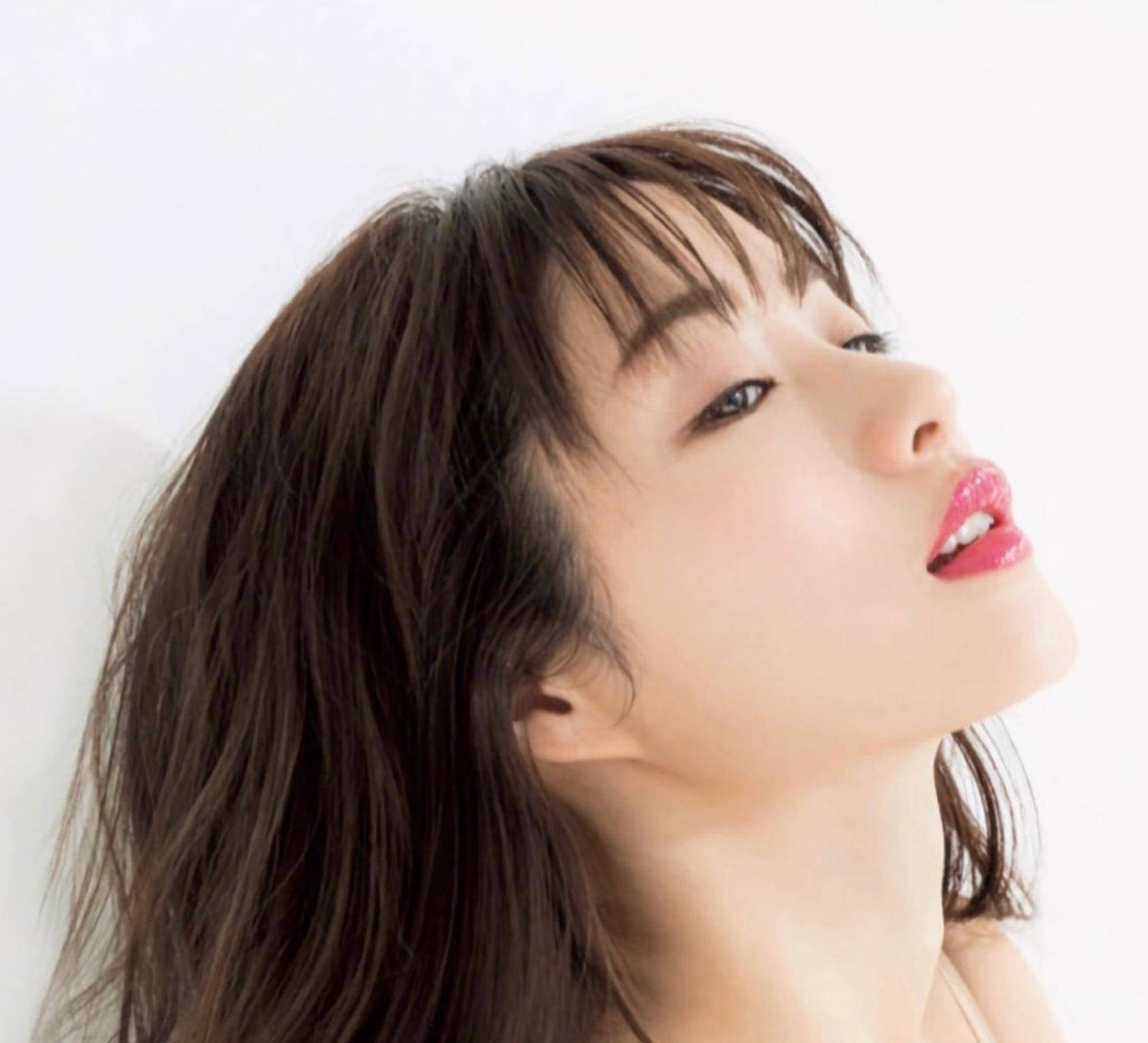 永瀬里美最新風(fēng)采，璀璨星光閃耀時(shí)尚前沿