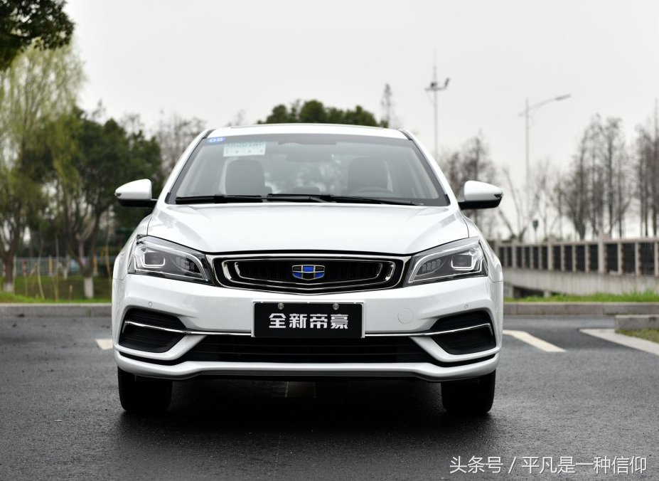 最新款轎車報(bào)價(jià)深度解析，市場(chǎng)趨勢(shì)與購(gòu)車策略指南