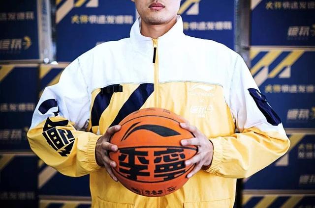 德邦最新工服，展現新風貌，塑造員工新形象